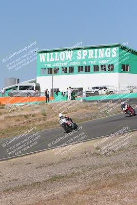 media/Apr-20-2025-AHRMA (Sun) [[393a79c373]]/Race/Group 11 early race/Turn 4b/